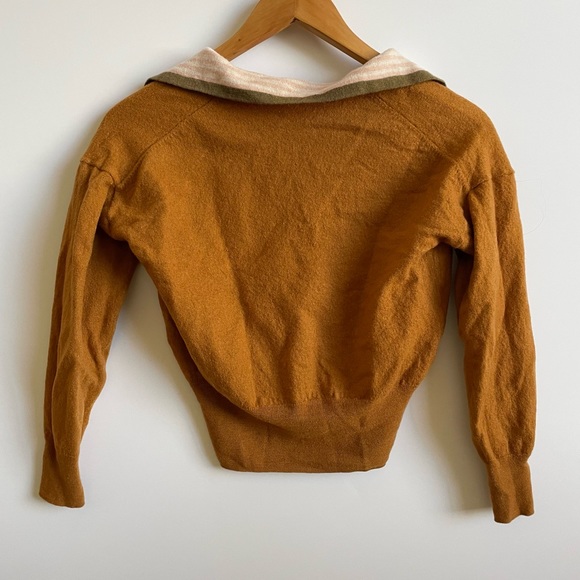 Madewell v neck collar top - Picture 5 of 8